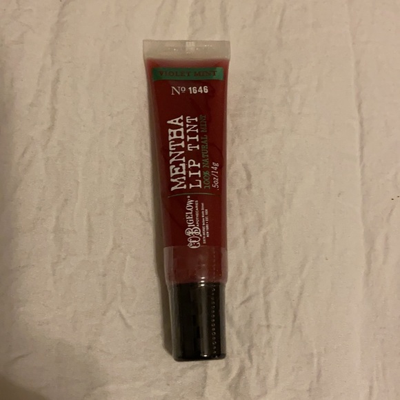 🆕Bath and Body Works lotion and lip gloss - Picture 4 of 5